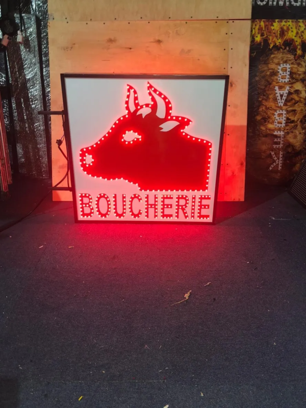 ENSEIGNE LUMINEUSE LED DOUBLE FACE BOUCHERIE EXTÉRIEURE AVEC ANIMATION 70x70cm