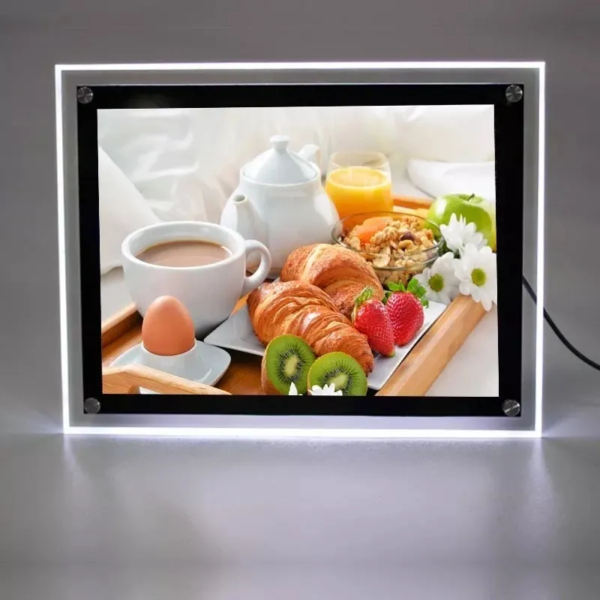 ENSEIGNE MENU LUMINEUSE LED, FORMAT A4, DIMENSIONS 28×36.7 cm